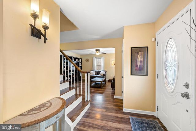 478 ISLAND RD, Columbus, NJ 08022