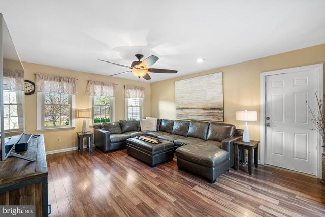 478 ISLAND RD, Columbus, NJ 08022