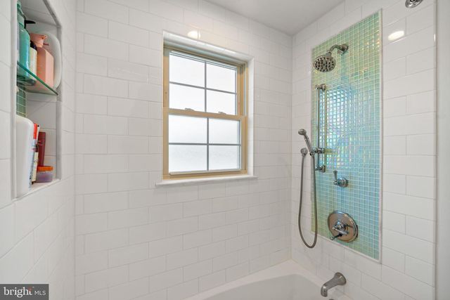 478 ISLAND RD, Columbus, NJ 08022