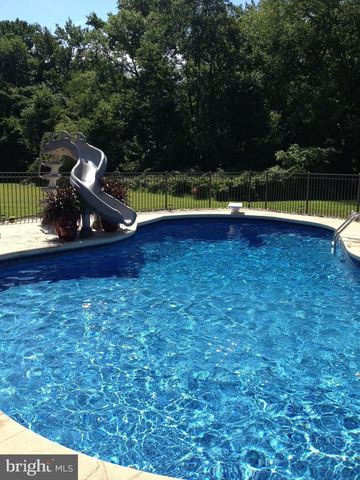 478 ISLAND RD, Columbus, NJ 08022