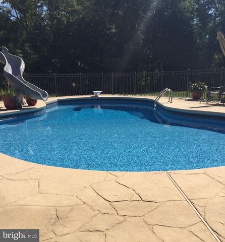 478 ISLAND RD, Columbus, NJ 08022