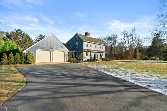 478 ISLAND RD, Columbus, NJ 08022