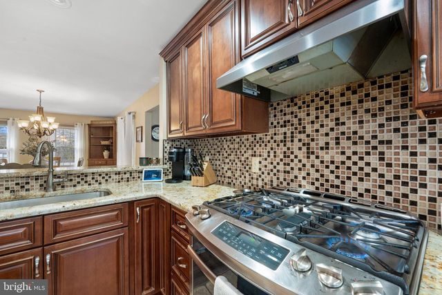 478 ISLAND RD, Columbus, NJ 08022