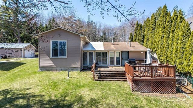 5307 Oakridge Drive, Beaverton, MI 48612