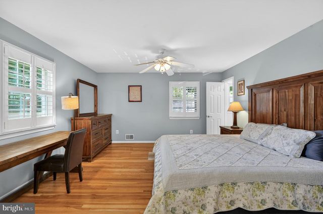 10207 ANTIETAM AVE, Fairfax, VA 22030