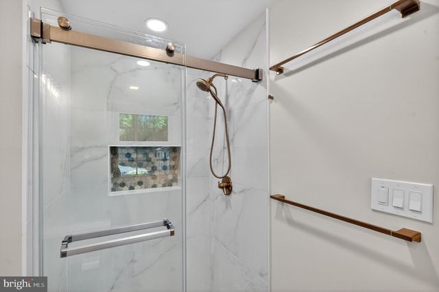 10207 ANTIETAM AVE, Fairfax, VA 22030