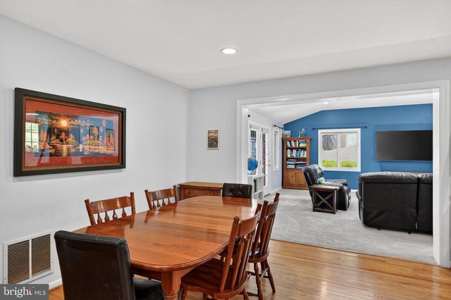 10207 ANTIETAM AVE, Fairfax, VA 22030