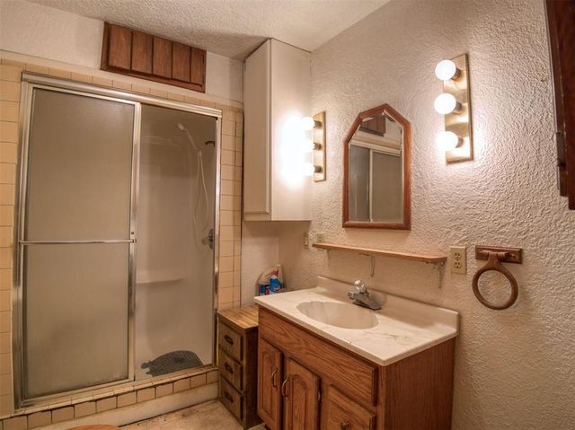 2371 Seminole Drive, Sulphur, OK 73086