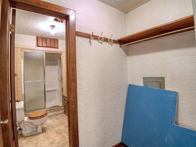 2371 Seminole Drive, Sulphur, OK 73086