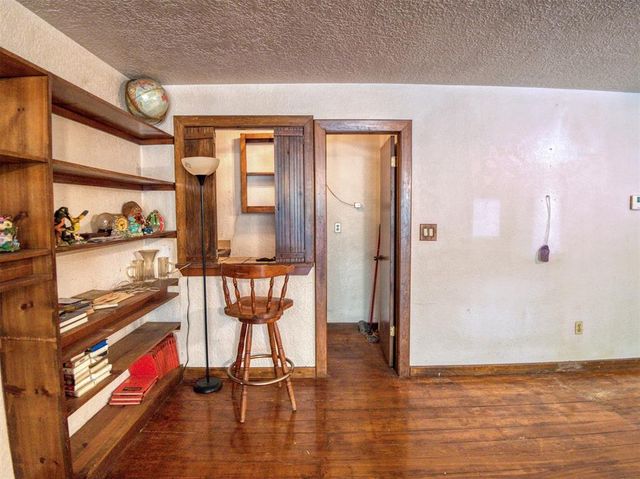 2371 Seminole Drive, Sulphur, OK 73086