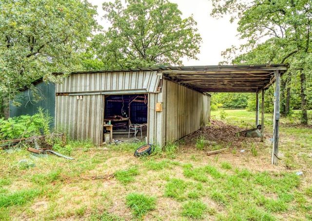 2371 Seminole Drive, Sulphur, OK 73086