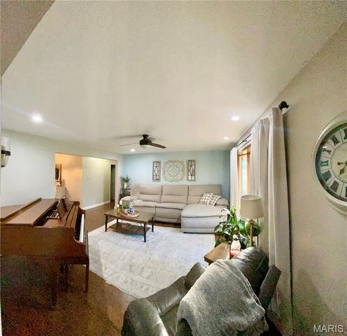 904 Davies Lane, Granite City, IL 62040