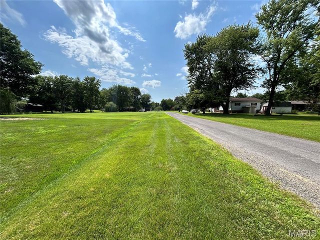 904 Davies Lane, Granite City, IL 62040