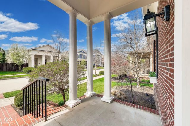 12621 Treaty Line Street, Carmel, IN 46032