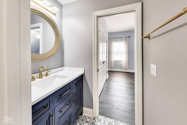 12621 Treaty Line Street, Carmel, IN 46032