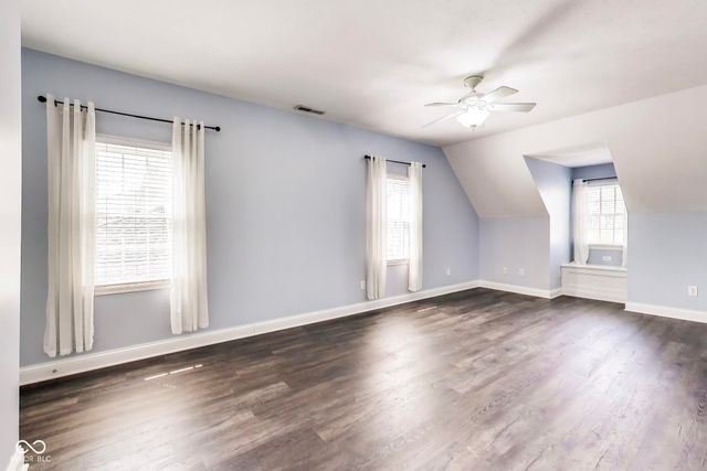 12621 Treaty Line Street, Carmel, IN 46032