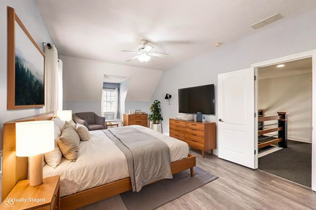 12621 Treaty Line Street, Carmel, IN 46032