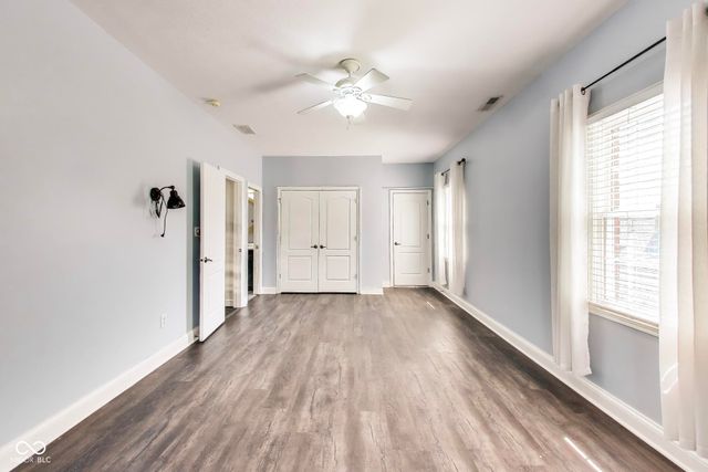 12621 Treaty Line Street, Carmel, IN 46032