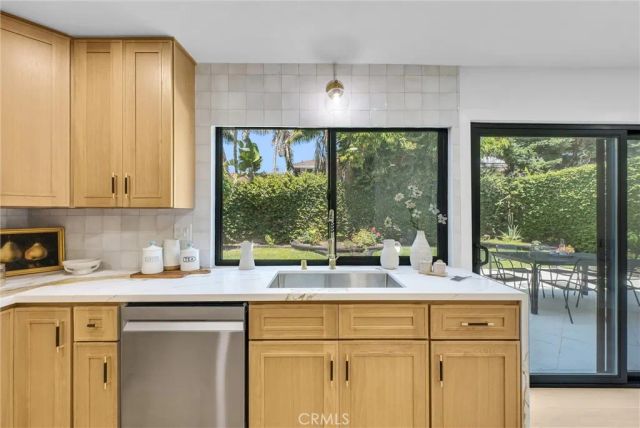 10091 Edye, Huntington Beach, CA 92646