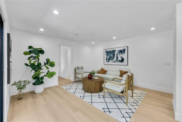 10091 Edye, Huntington Beach, CA 92646