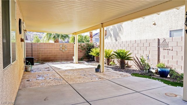 196 Lenape Heights Avenue, Las Vegas, NV 89148