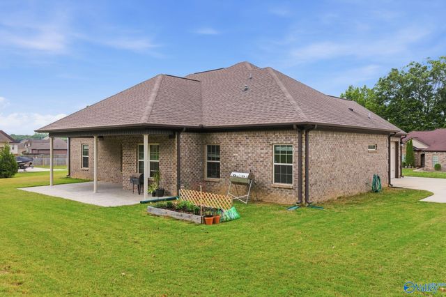 134 Lewis Vann Drive, Hazel Green, AL 35750