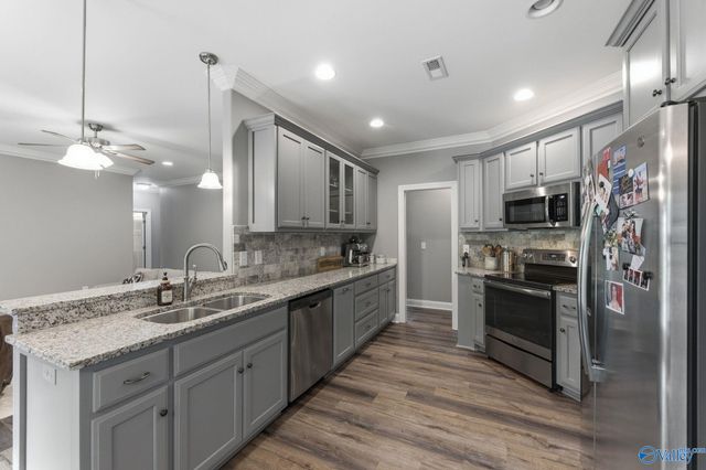 134 Lewis Vann Drive, Hazel Green, AL 35750