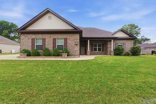 134 Lewis Vann Drive, Hazel Green, AL 35750