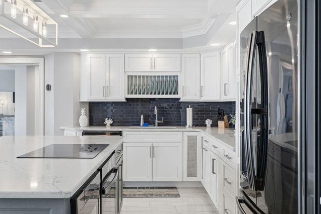 9650 Shore Dr Apt 2204, Myrtle Beach, SC 29572