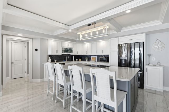 9650 Shore Dr Apt 2204, Myrtle Beach, SC 29572