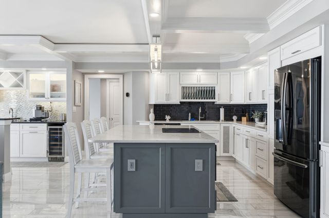 9650 Shore Dr Apt 2204, Myrtle Beach, SC 29572