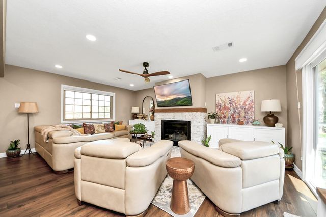 4201 Tumbleweed Lane, Baytown, TX 77521