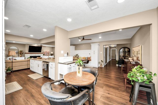 4201 Tumbleweed Lane, Baytown, TX 77521