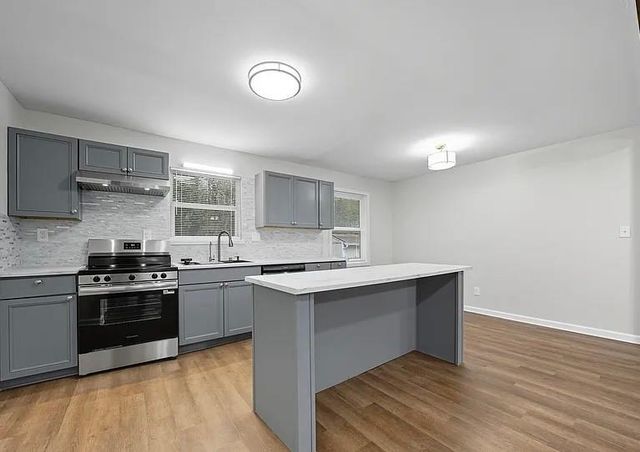 5420 Herndon Blvd, Morrow, GA 30260