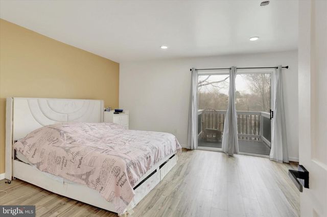 5012 ERBS BRIDGE RD, Mechanicsburg, PA 17050