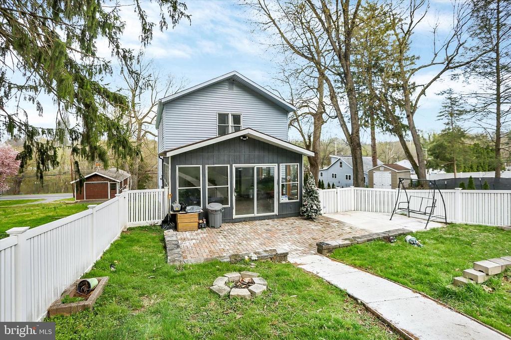 5012 ERBS BRIDGE RD, Mechanicsburg, PA 17050