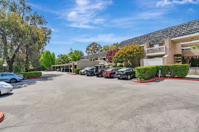 675 675 Sharon Park Dr 245, Menlo Park, CA 94025