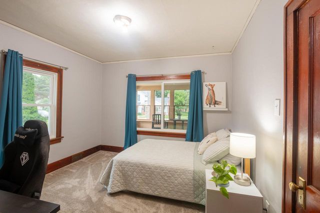 359 Prospect AVENUE, Hartland, WI 53029