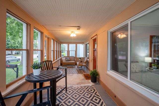 359 Prospect AVENUE, Hartland, WI 53029