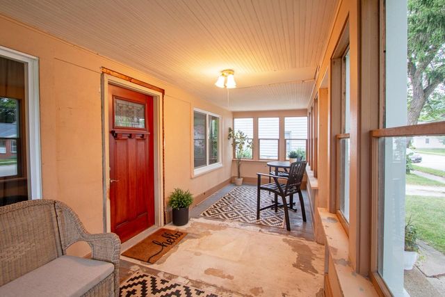 359 Prospect AVENUE, Hartland, WI 53029