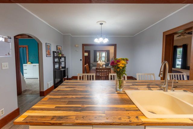 359 Prospect AVENUE, Hartland, WI 53029
