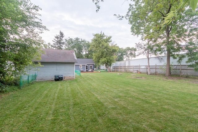 359 Prospect AVENUE, Hartland, WI 53029
