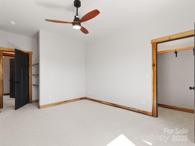 292 County Road, Waynesville, NC 28785