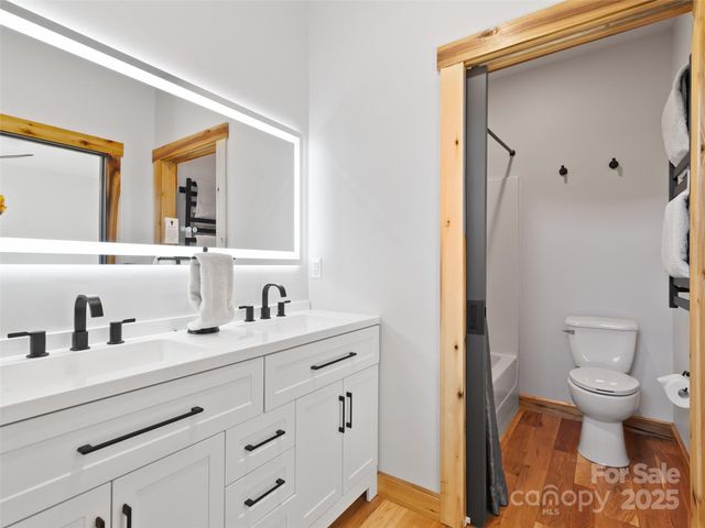 292 County Road, Waynesville, NC 28785