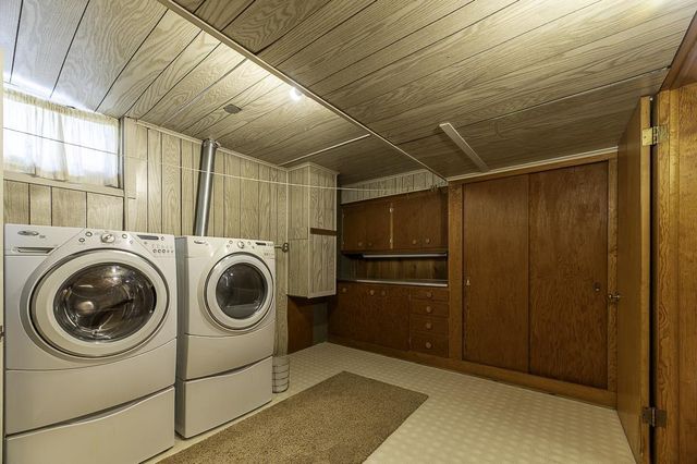 1135 Home Park Avenue, Janesville, WI 53545