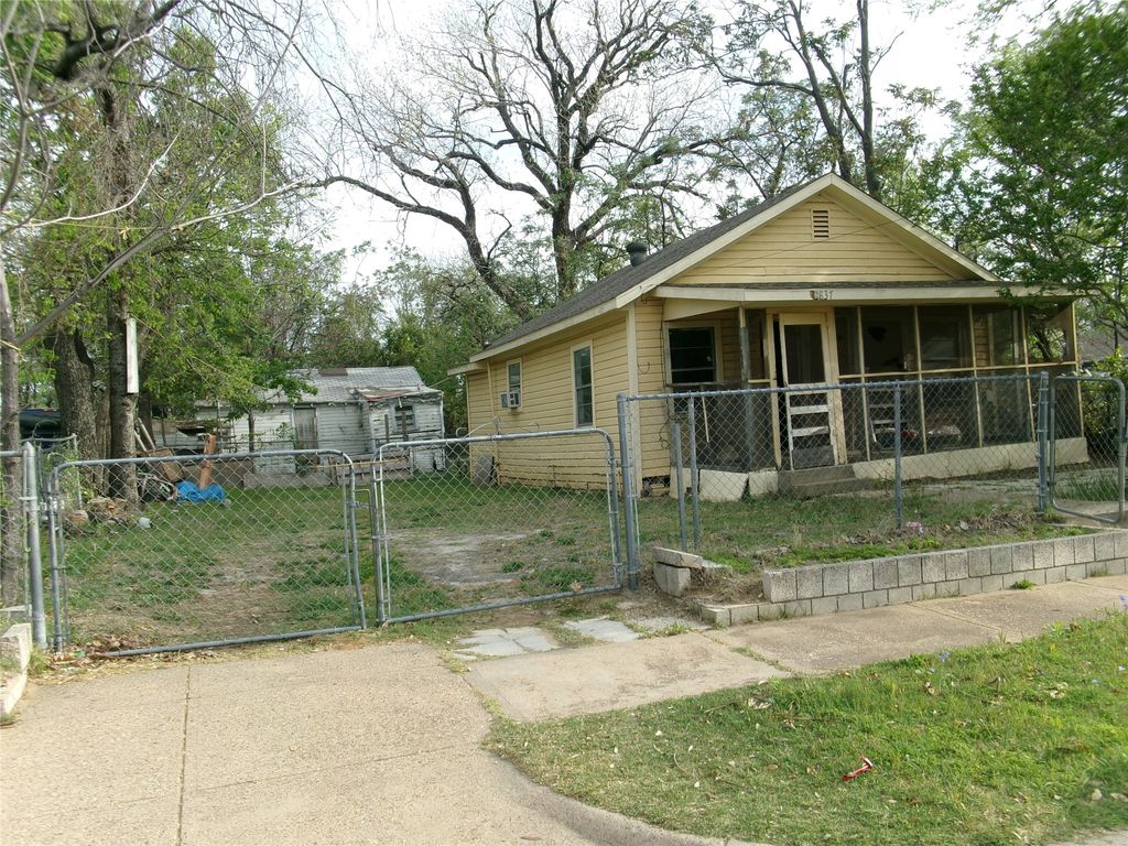 1837 Akron Street, Dallas, TX 75212