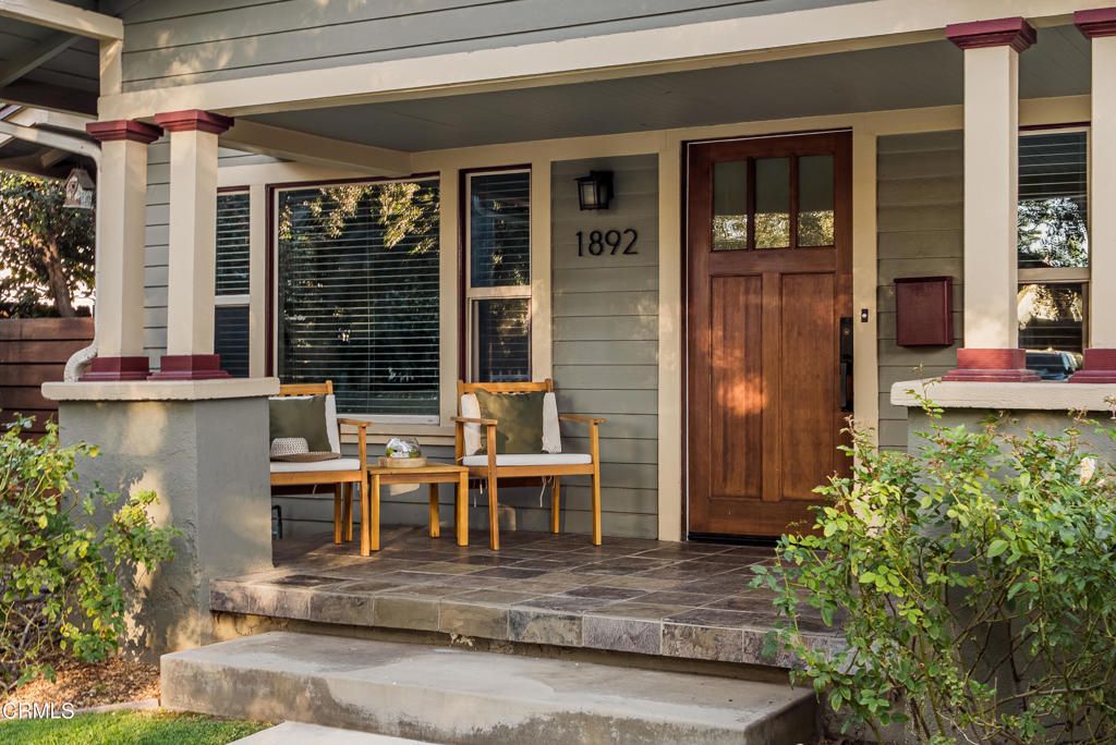 Image 2 of property listing at 1892 N Marengo Avenue, Pasadena, CA 91103