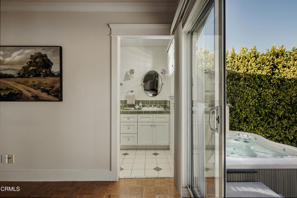 Image 21 of property listing at 1892 N Marengo Avenue, Pasadena, CA 91103