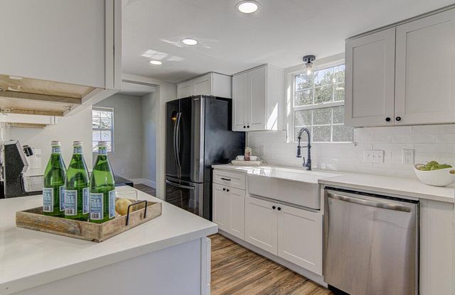 4805 Brook Creek CV, Austin, TX 78744