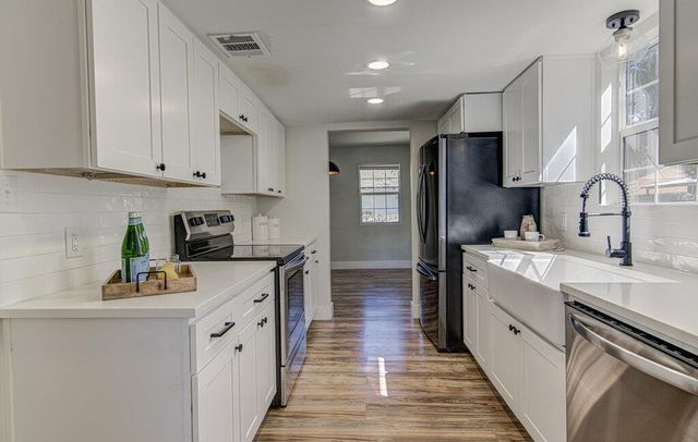 4805 Brook Creek CV, Austin, TX 78744